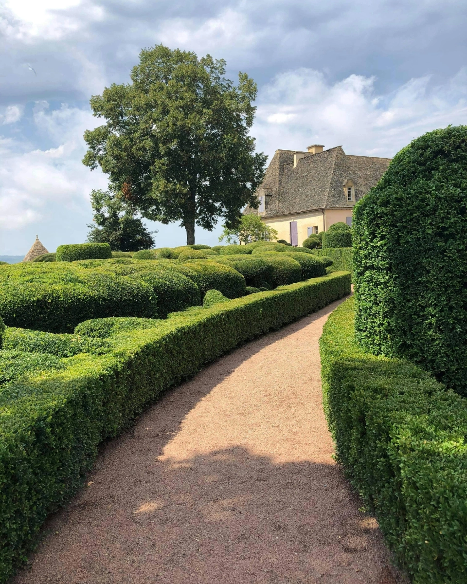 ENTRETIEN PARCS ET JARDINS - 1 Remise en état de jardins par L'Hérisson du Jardin